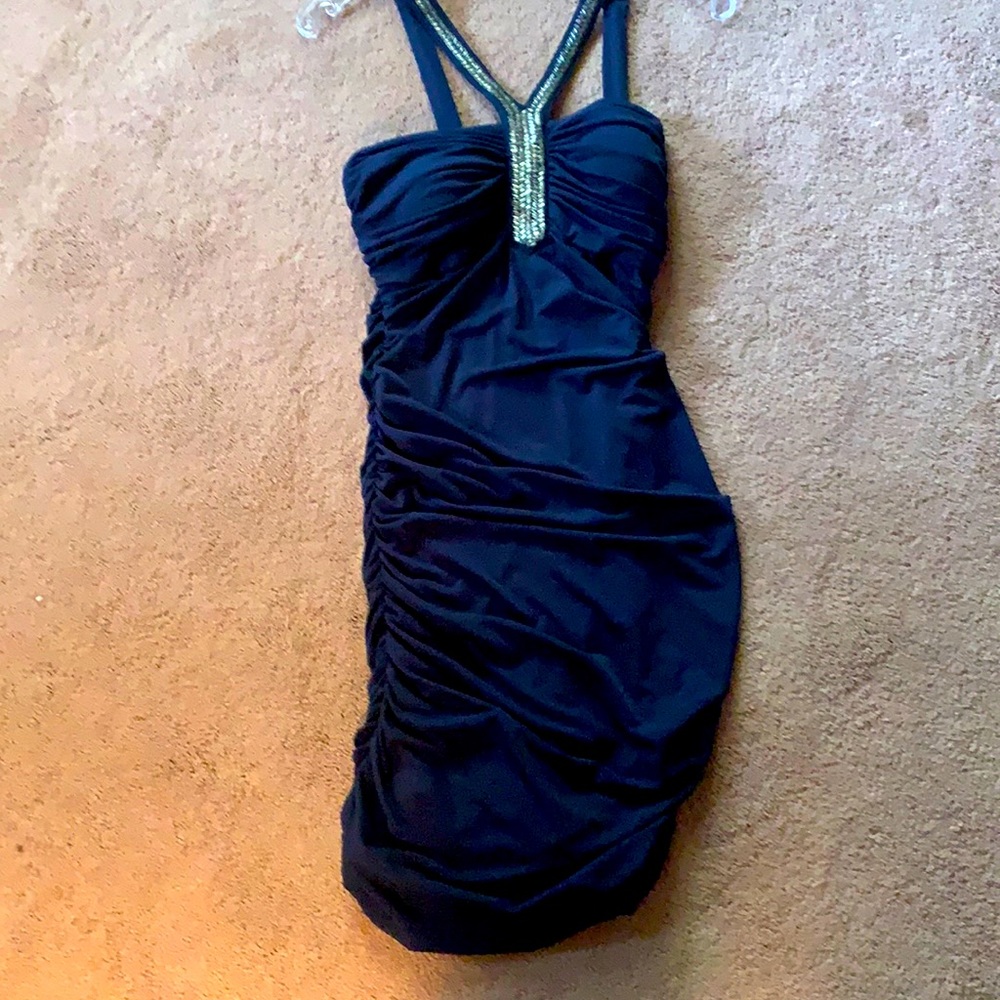 Super cute party dress!!